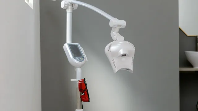 ホワイトニング専用照射器